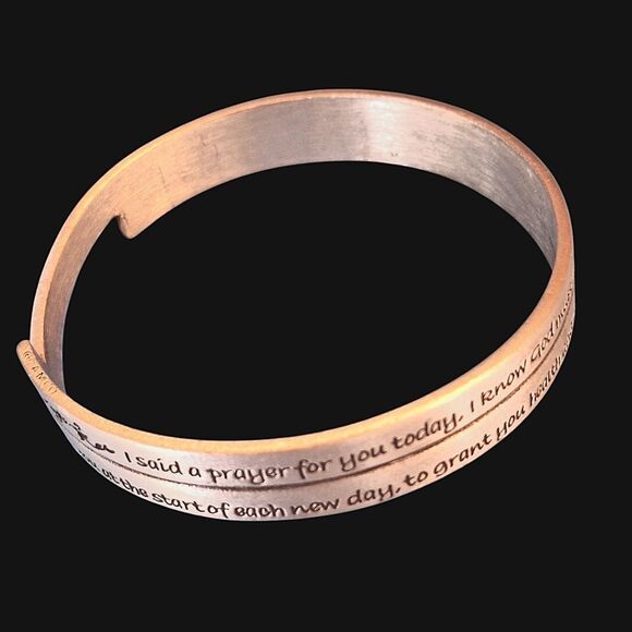 Inspirational Pewter Bangle Bracelet Engraved Unisex I said a prayer for you VTG - Picture 1 of 13